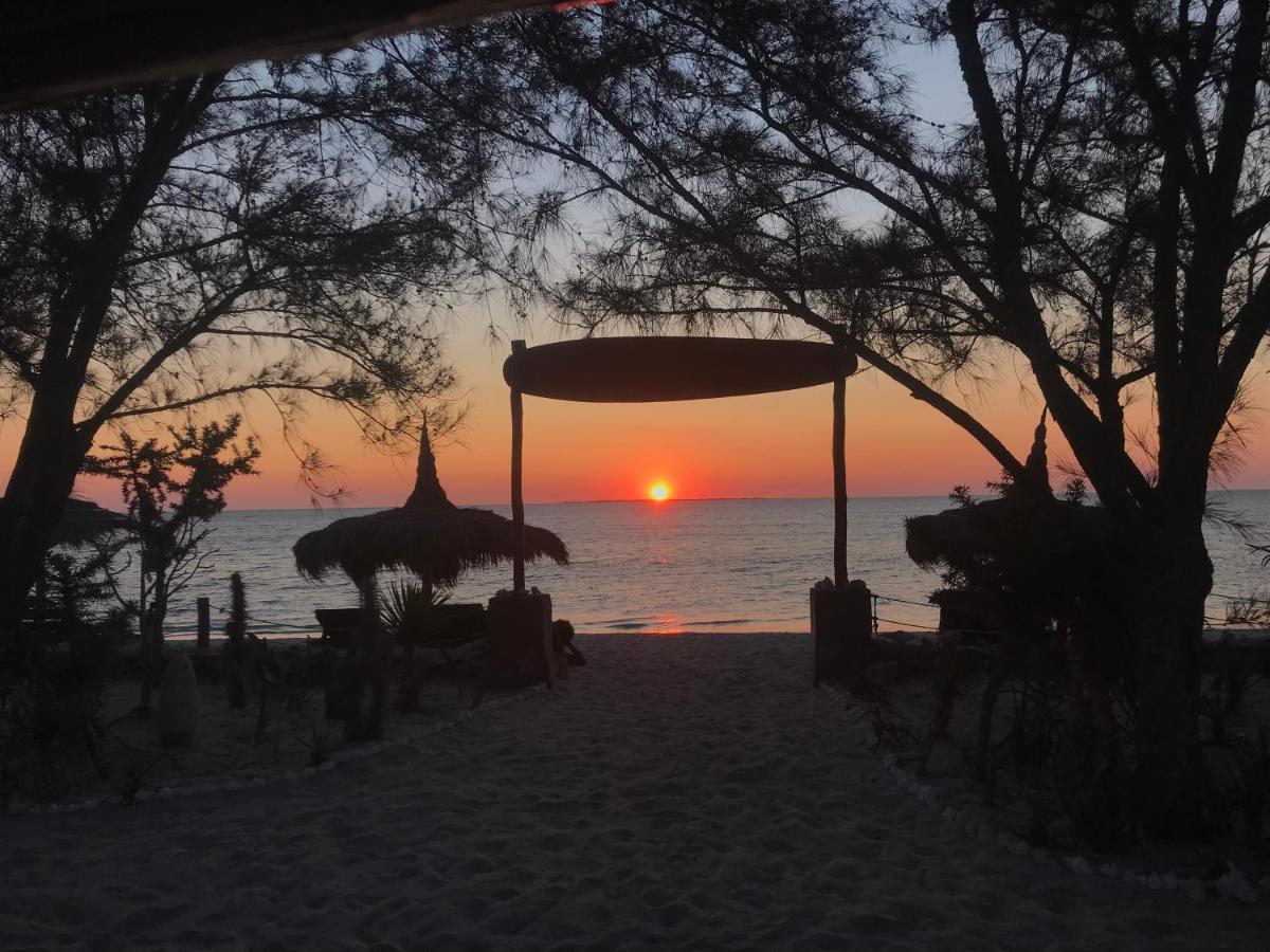 Mada Surf Ranch Hotel Anakao ภายนอก รูปภาพ
