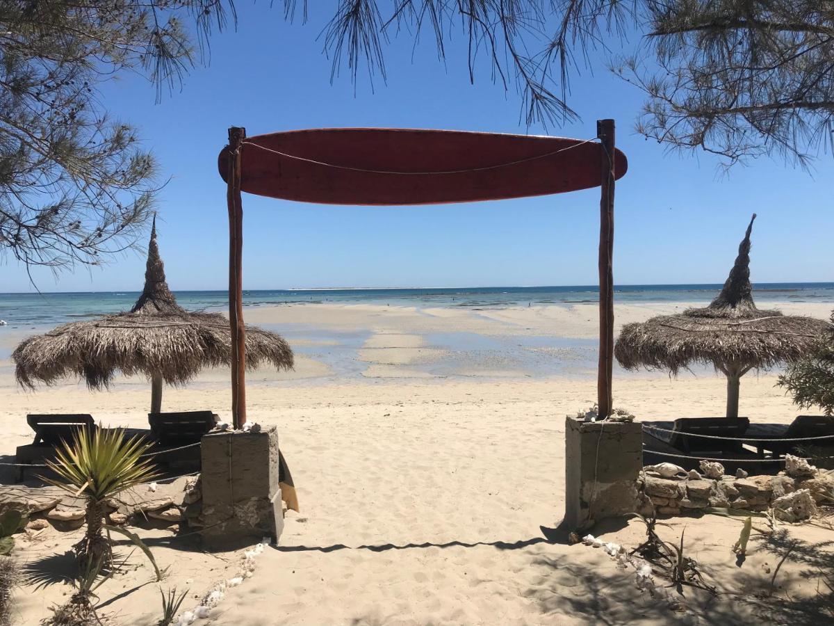 Mada Surf Ranch Hotel Anakao ภายนอก รูปภาพ
